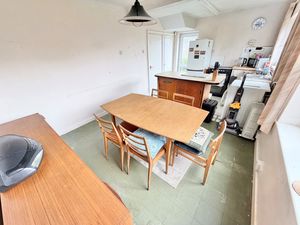 Seacombe Drive Great Sutton